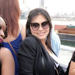 Meet your Posher, Nitchie